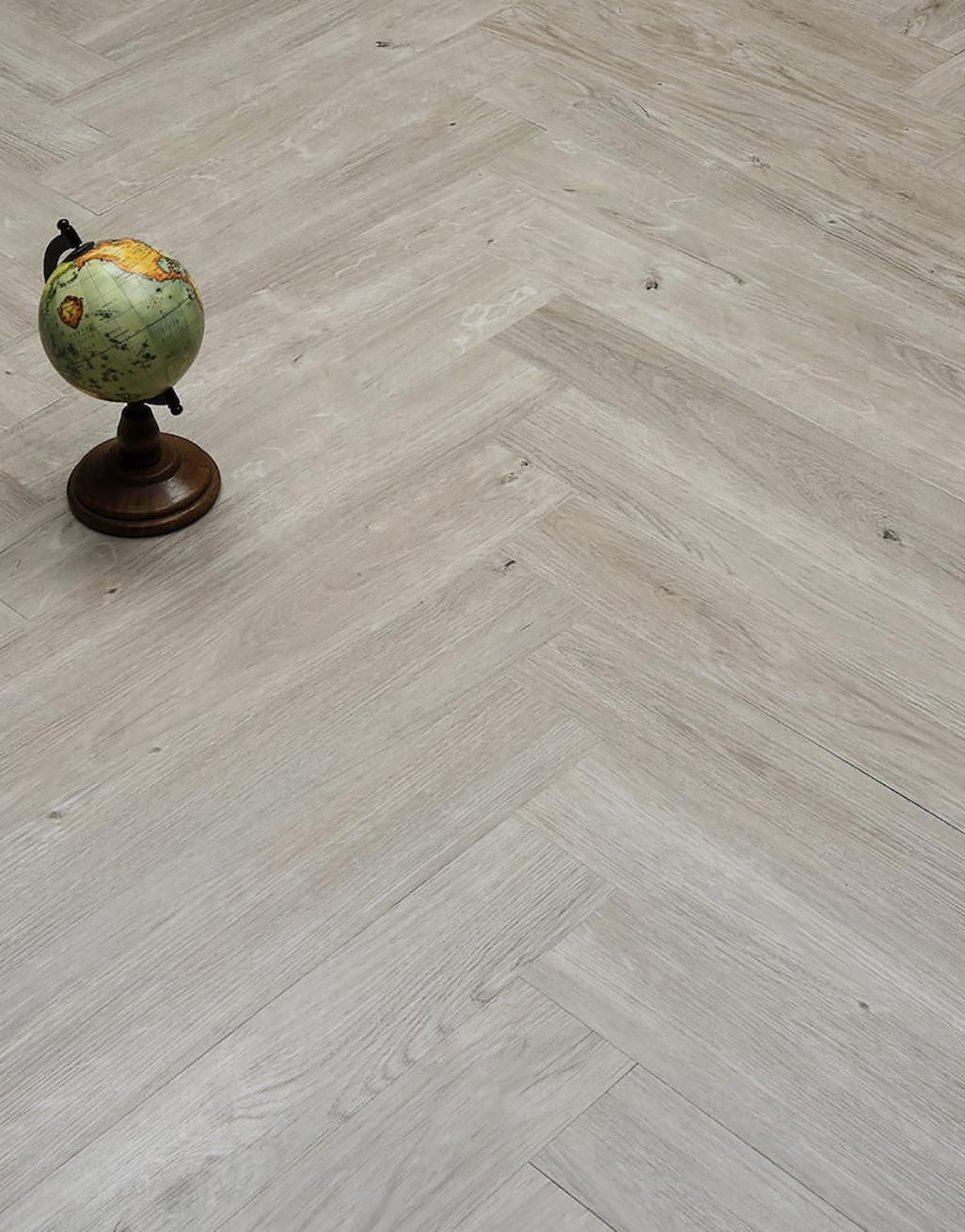 Herringbone Light Grey Oak LVT