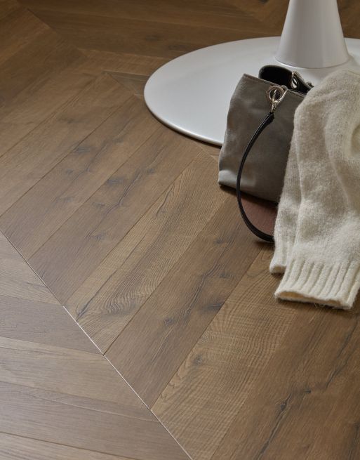 Asenso Signature Chevron Rich Toffee Oak